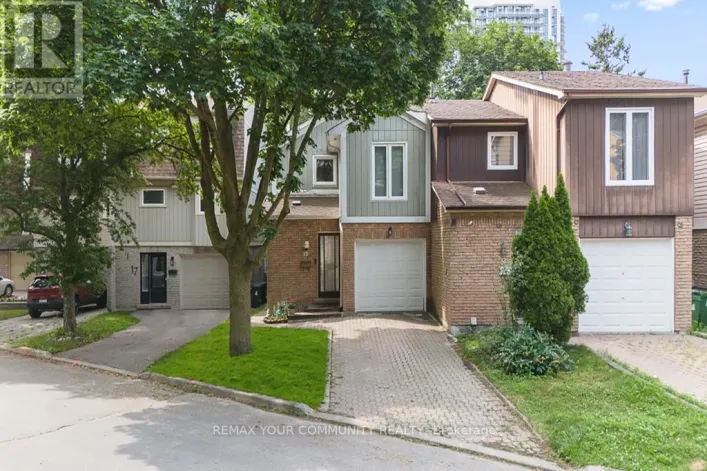 15 CLEMATIS ROAD, Toronto