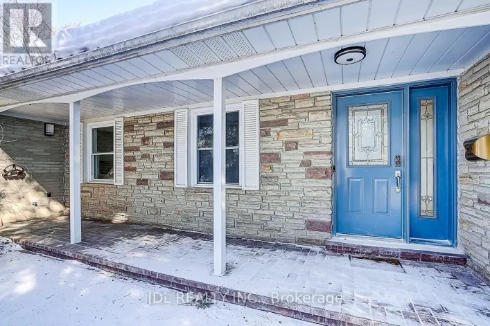 House for sale: 15 CROSSBURN DRIVE, Toronto