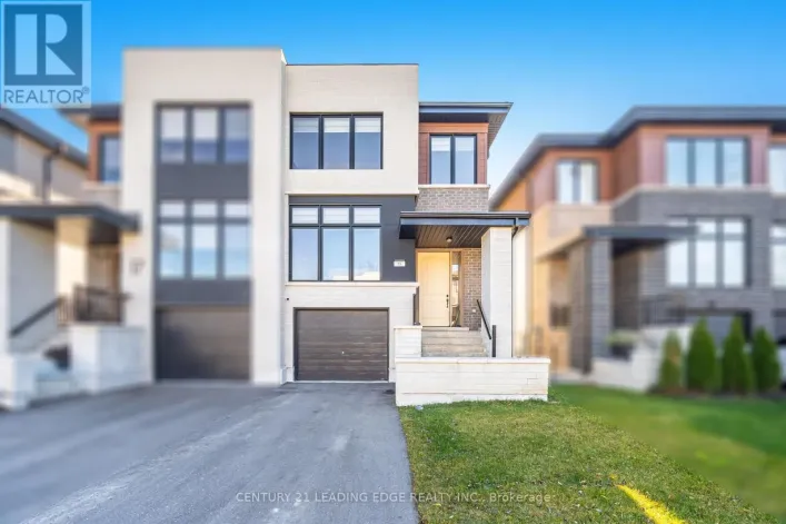 15 DIREZZE COURT, Richmond Hill