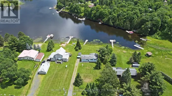 15 DOCKSIDE DRIVE, McKellar