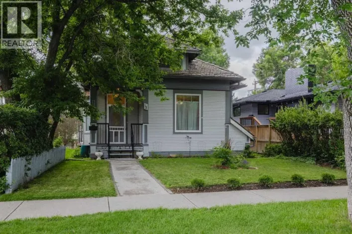 15 Elma Street W, Okotoks