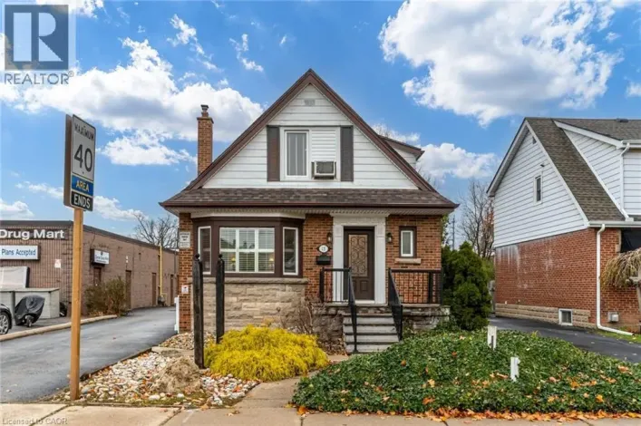 15 EMPRESS Avenue, Hamilton