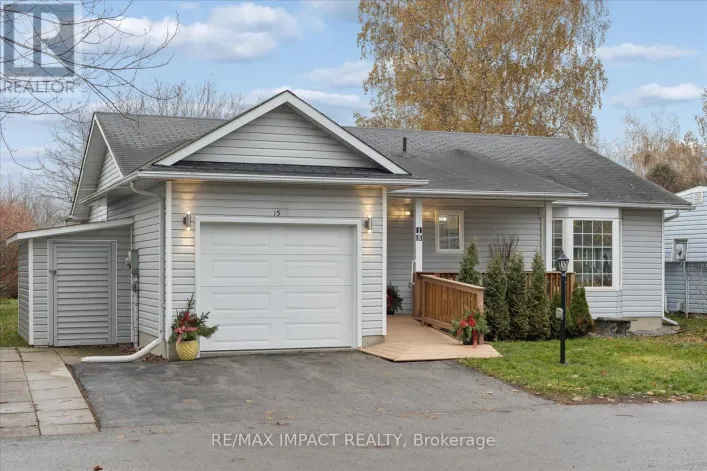 15 FAIRWAY DRIVE, Clarington