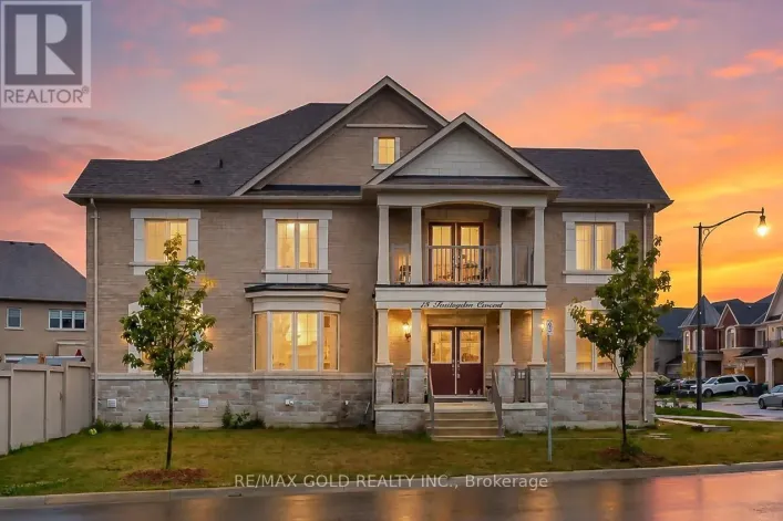 15 FARRINGDON CRESCENT, Brampton