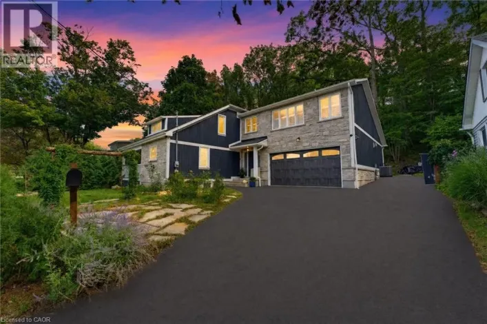 15 FIRST Street S, Stoney Creek