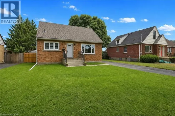 15 GAILMONT Drive, Hamilton