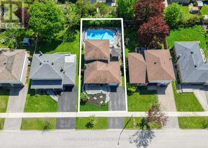 15 GLENECHO DRIVE, Barrie