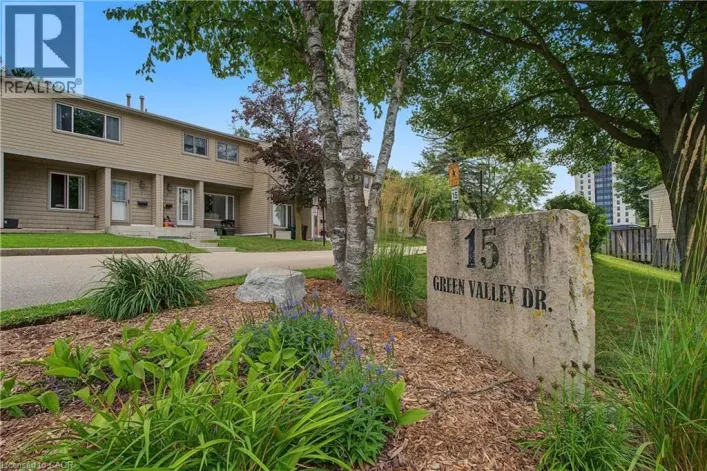 15 GREEN VALLEY Drive Unit# 1, Kitchener