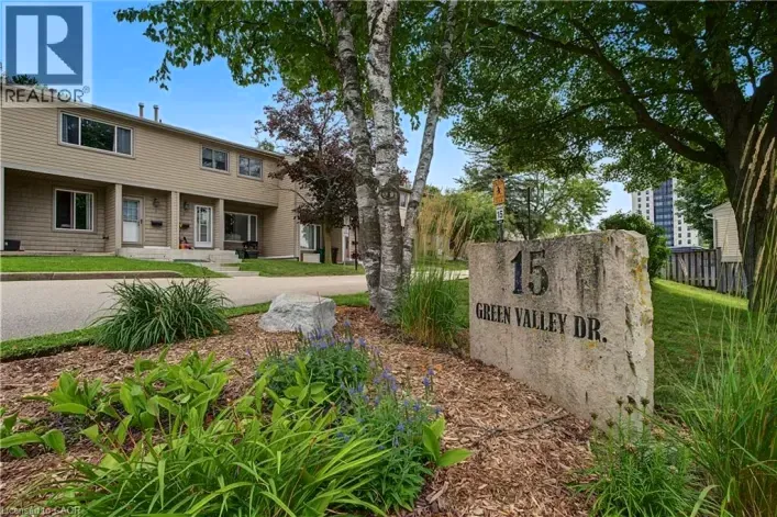15 GREEN VALLEY Drive Unit# 1, Kitchener