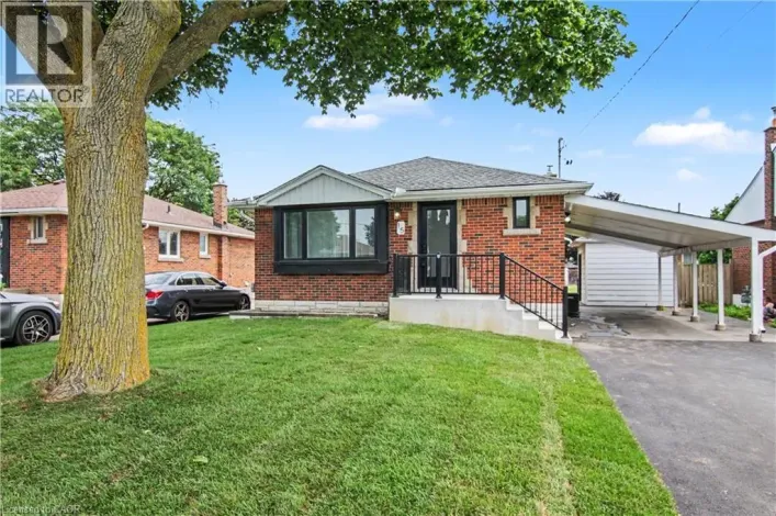 15 GREENWOOD Street, Hamilton