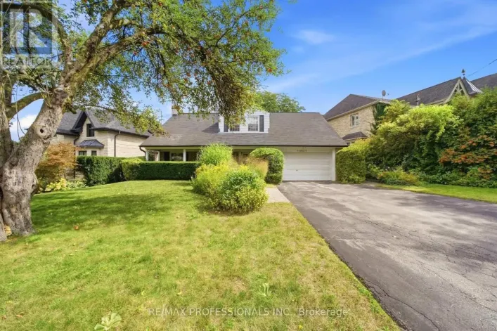 15 HARTFIELD COURT, Toronto