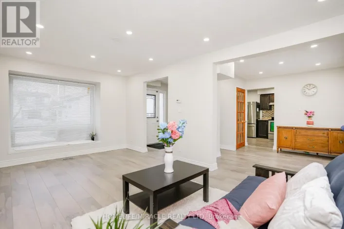 15 HEATHERSIDE COURT, Brampton