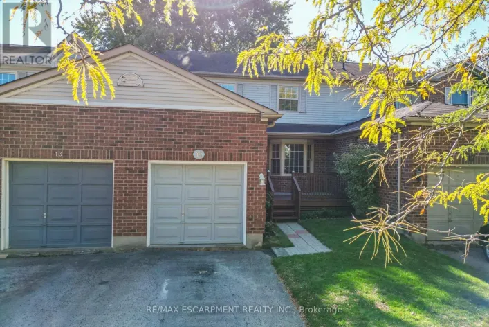 15 HEDGELAWN DRIVE, Grimsby