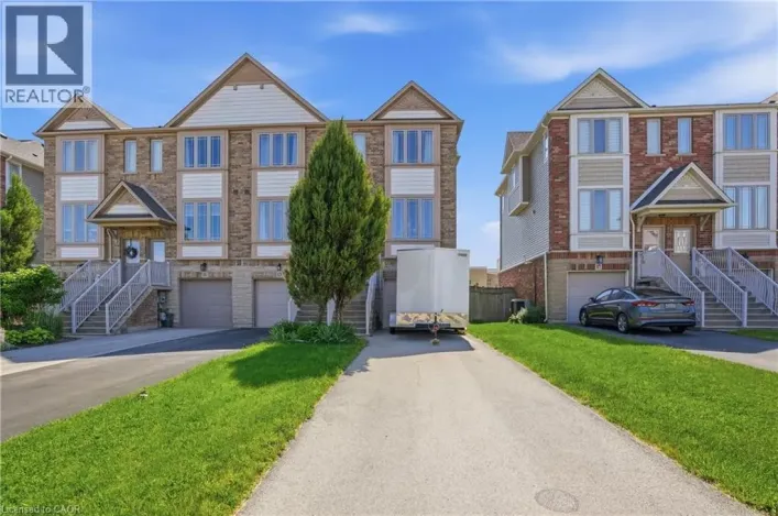 15 HEMLOCK Way, Grimsby