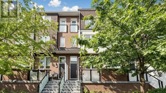 15 HERON PARK PLACE, Toronto