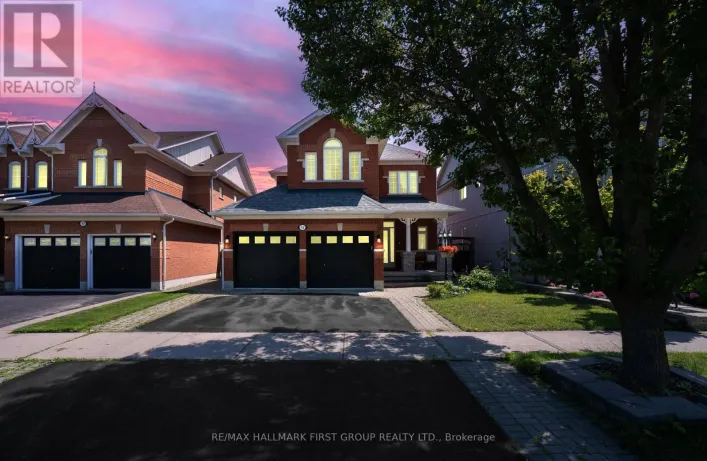 15 HESHAM DRIVE, Whitby