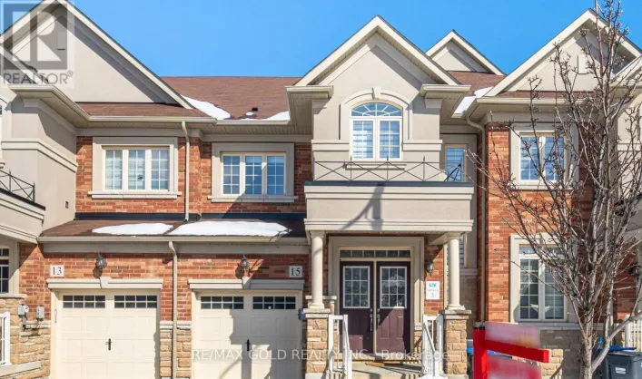 15 HINES STREET, Brampton