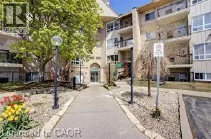 15 HOFSTETTER Avenue Unit# 108, Kitchener