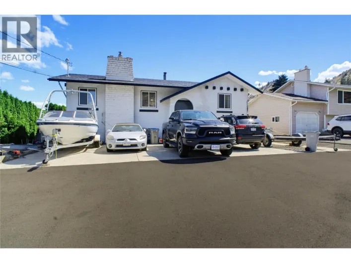 House for sale: 15 KELSO Crescent, Kamloops