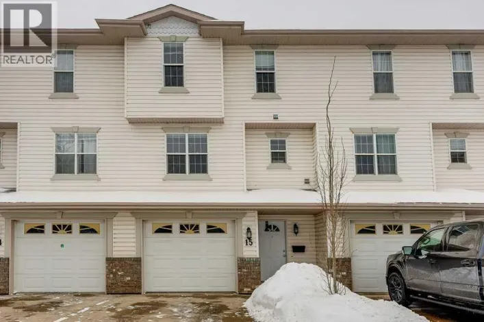 15 Kerry Wood Mews, Red Deer