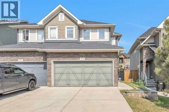 15 Kincora Crescent NW, Calgary
