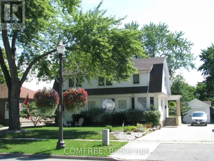 15 LAIRD AVENUE N, Amherstburg