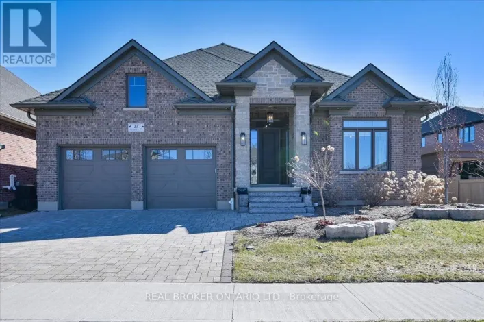 15 LANGTON DRIVE, Kitchener