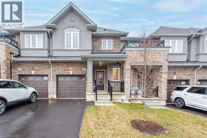 15 LINDEN PARK Lane, Hamilton