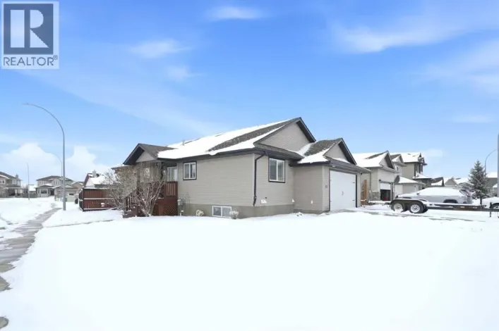 15 Logan Court, Sylvan Lake