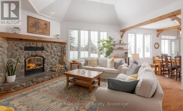 15 LYNDSEY LANE, McKellar