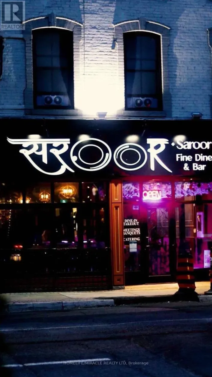 15 MAIN STREET N, Brampton