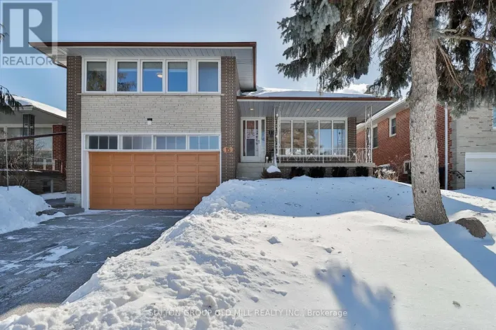 15 MANORHAMPTON DRIVE, Toronto