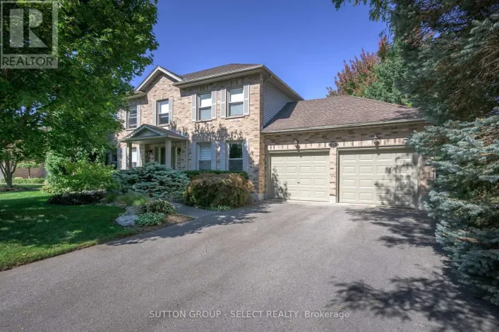 15 MARCUS CRESCENT, London North