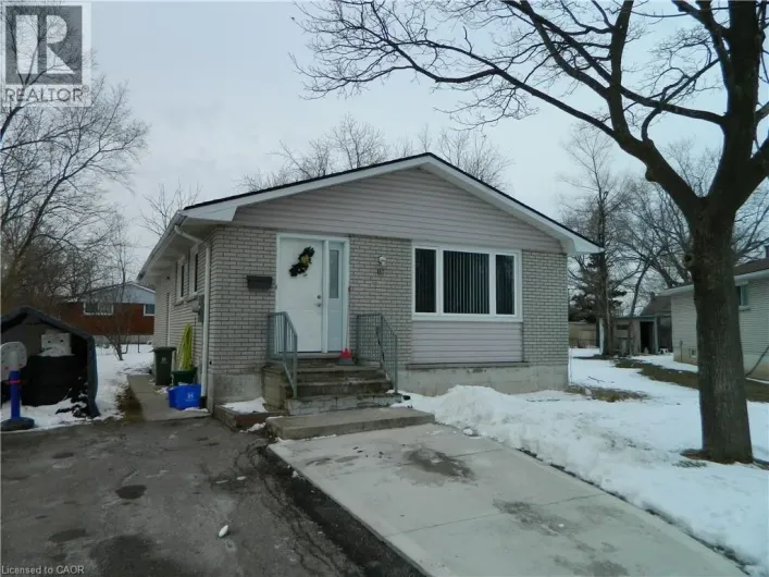 15 MICHAEL Avenue Unit# Lower, Hamilton