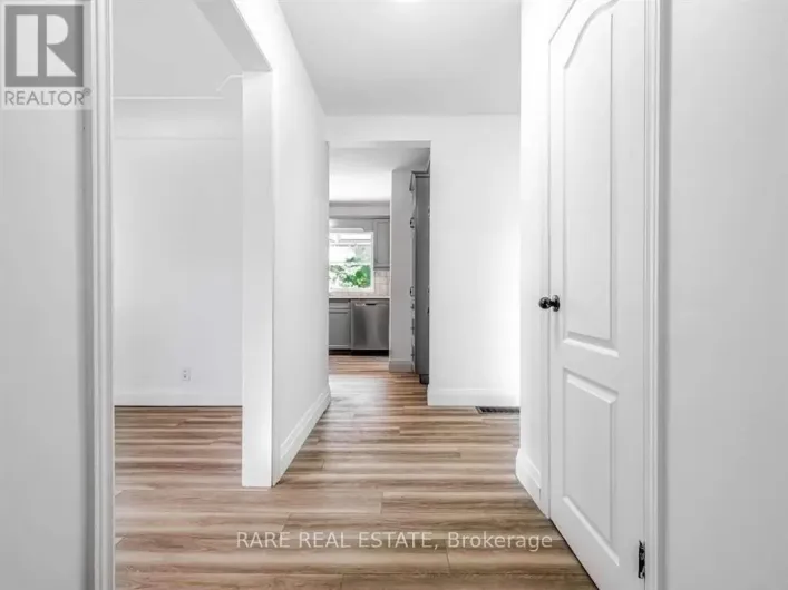 15 MILLER DRIVE, Hamilton