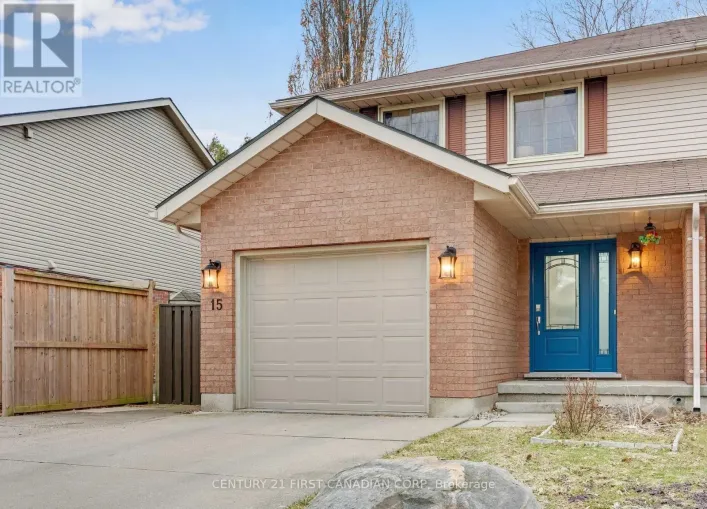 15 MOHICAN DRIVE, Woodstock
