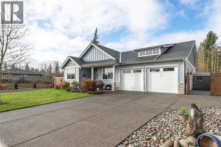 15 Nikola Rd, Campbell River