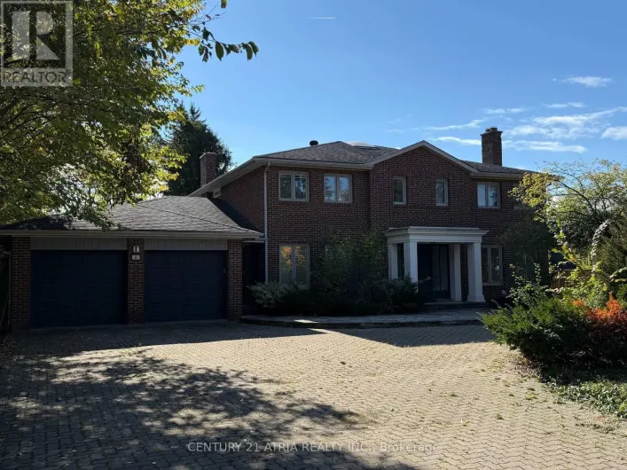 15 OLD COLONY ROAD, Toronto