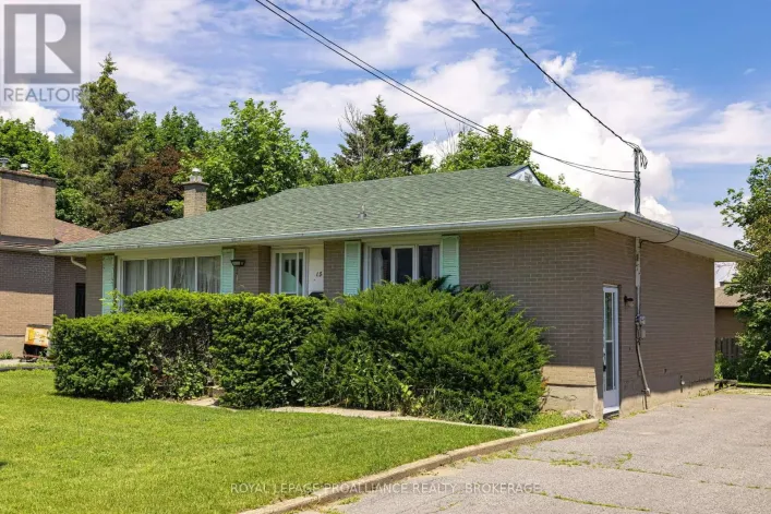 15 PARK CRESCENT, Loyalist