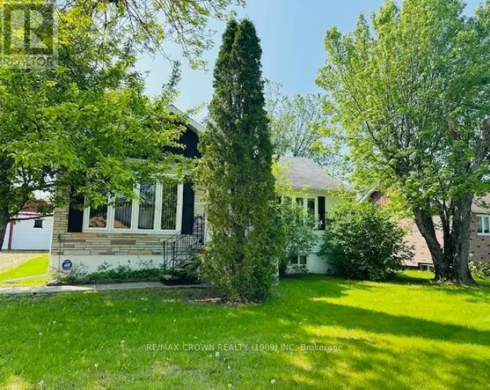 15 POPLAR CRESCENT, Kapuskasing