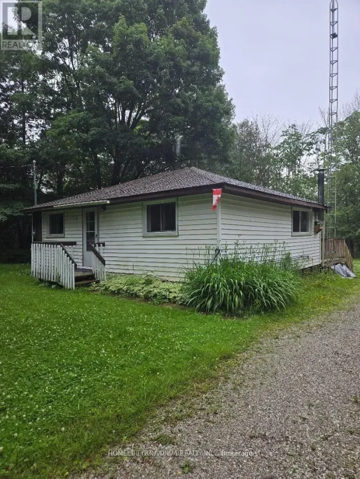 15 POPLAR CRESCENT, Oro-Medonte