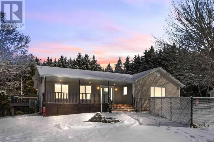 15 Porterfield Drive, Porters Lake