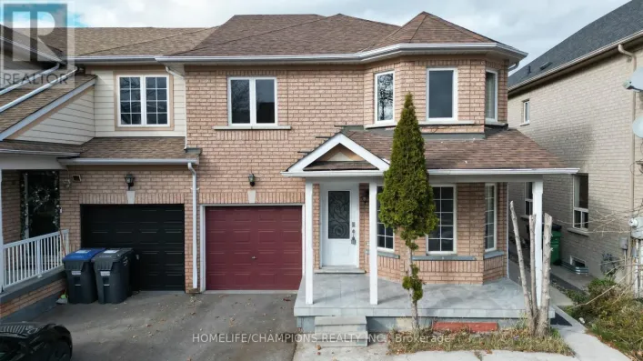 15 REDFINCH WAY N, Brampton