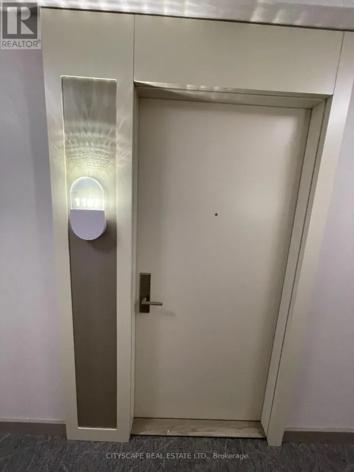 Apartment for rent: 15 RICHARDSON STREET, Toronto
