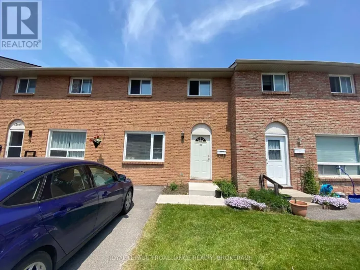 15 ROSEMUND CRESCENT, Kingston