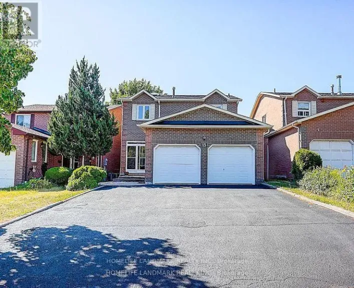 15 SAINTSBURY SQUARE, Toronto