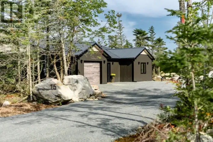 15 Seacrest Way, West Jeddore
