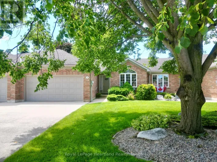 15 SHADOW LANE, South Huron