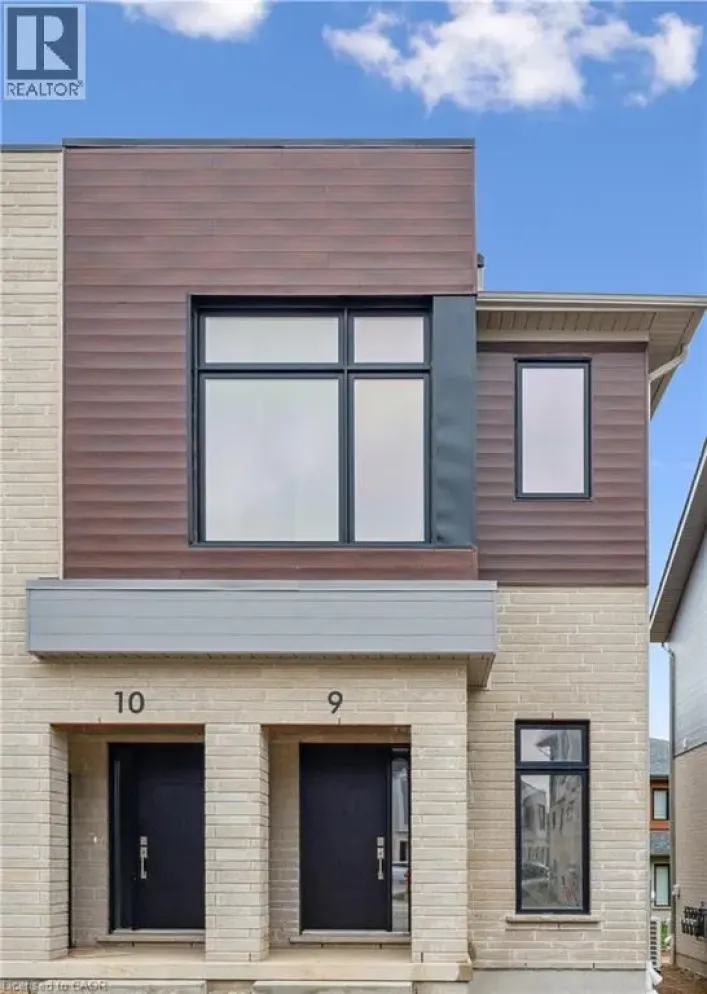 15 STAUFFER WOODS Trail Unit# C9, Kitchener