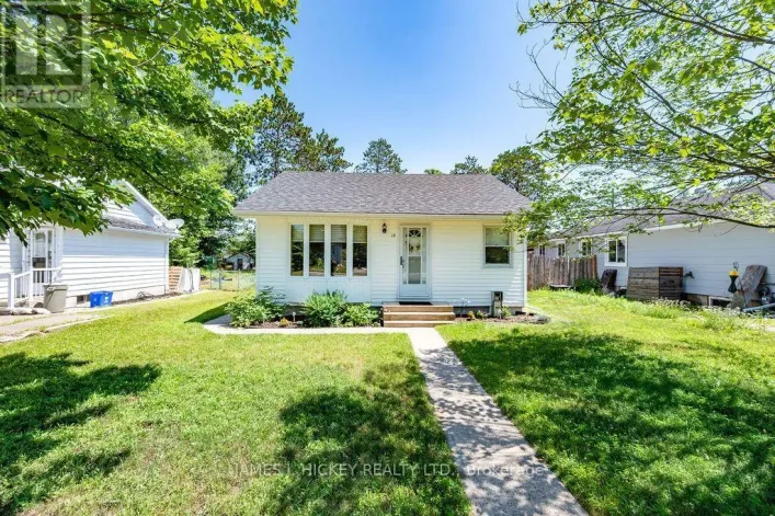 15 SUMMIT STREET, Deep River